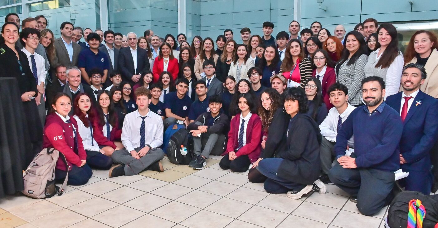 Empresas Copec inicia nueva versión del Programa de Tutorías de Fundación Belén Educa